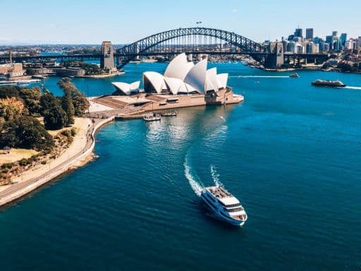 10D8N SYDNEY-TASMANIA CRUISE